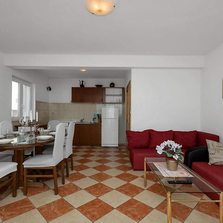 Apartments Vele Makarska Esterno foto