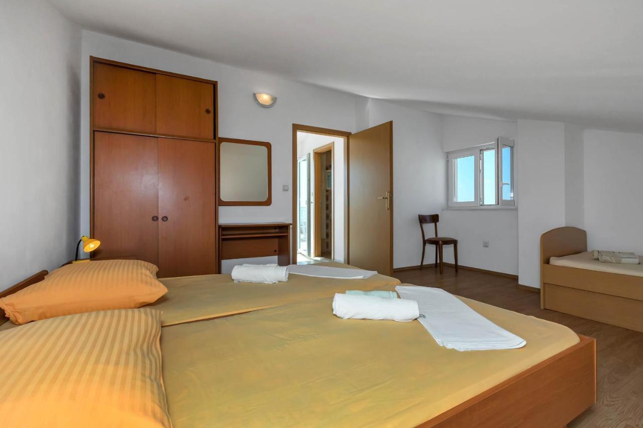 Apartments Vele Makarska Esterno foto