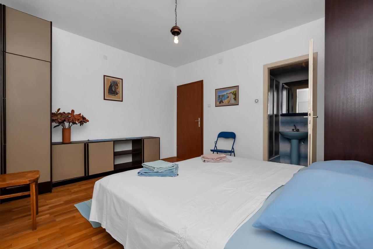 Apartments Vele Makarska Esterno foto