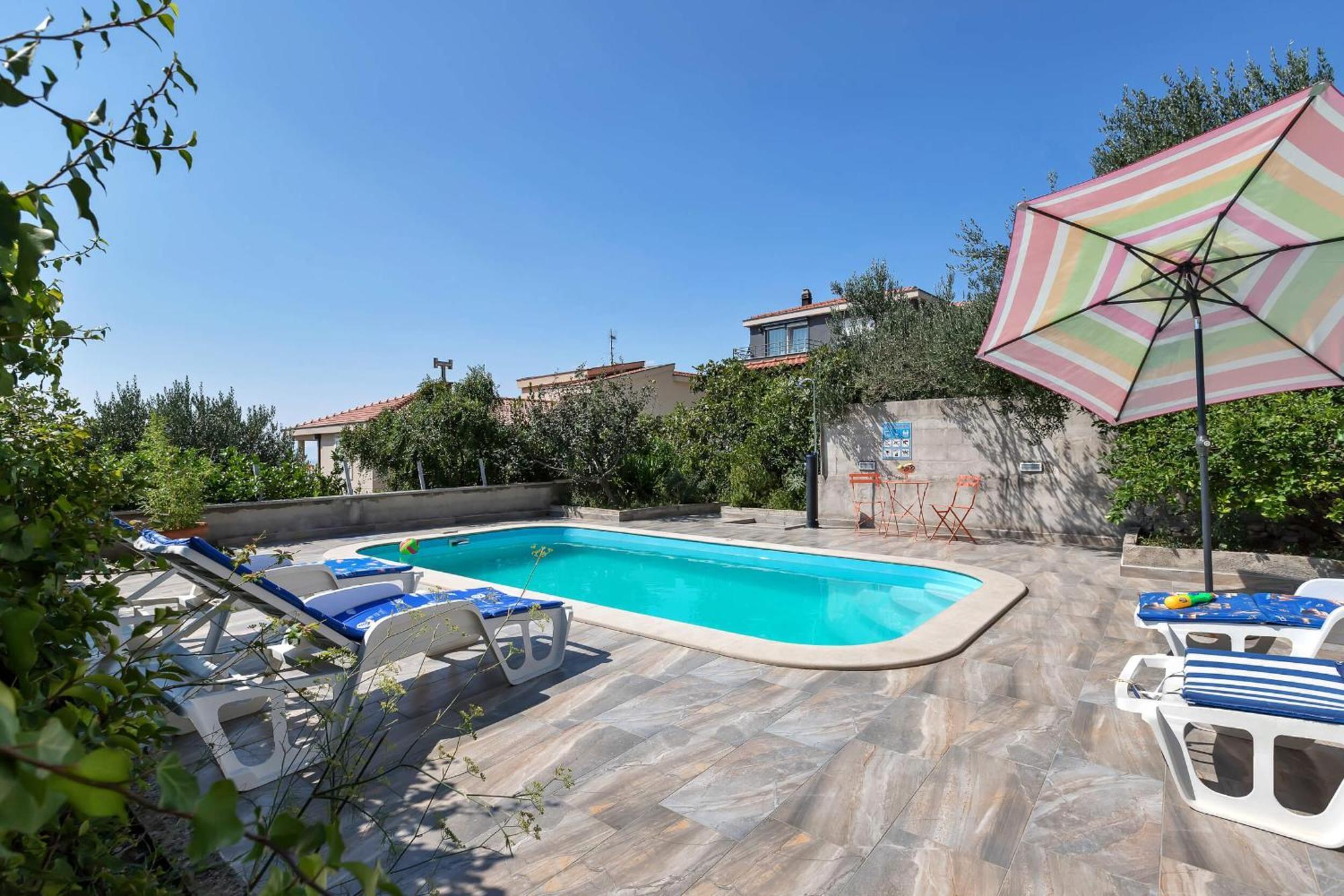 Apartments Vele Makarska Esterno foto
