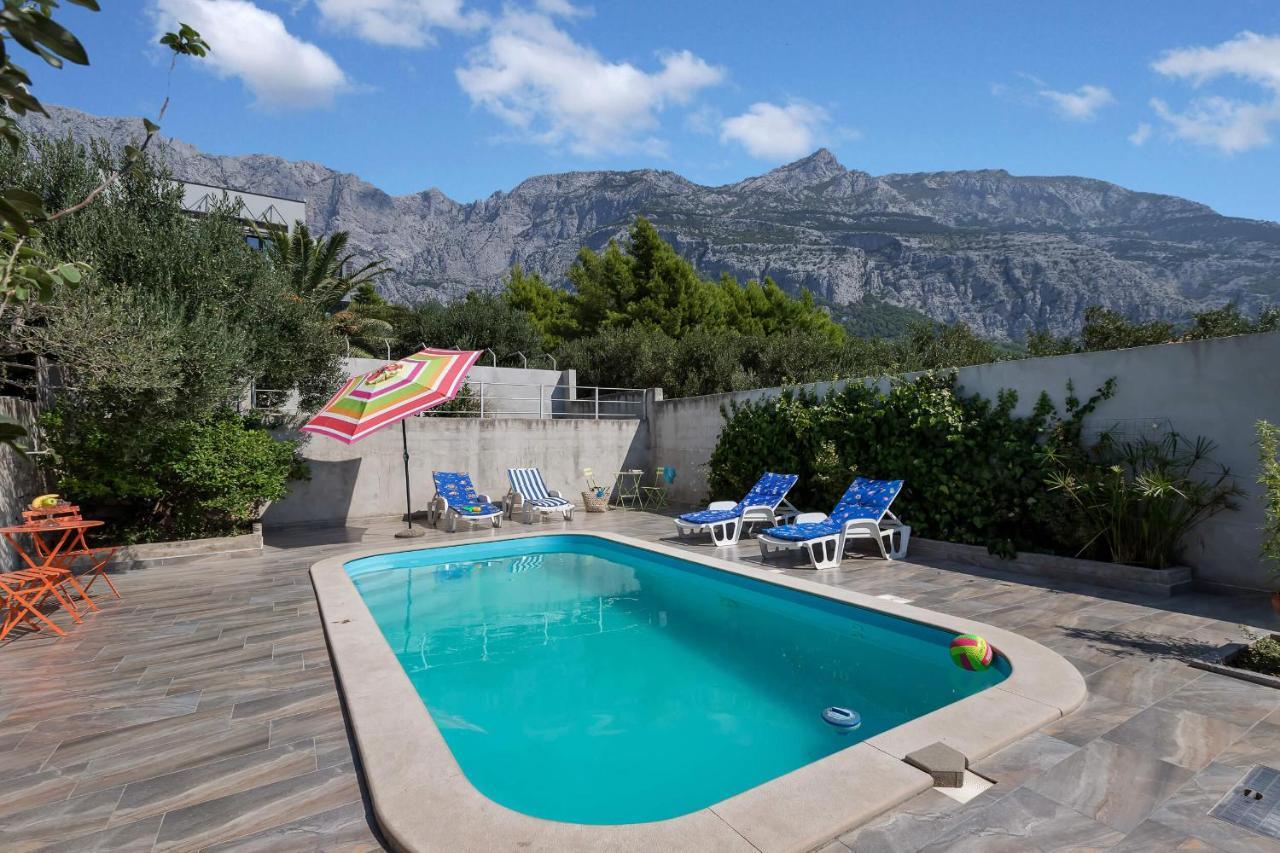 Apartments Vele Makarska Esterno foto