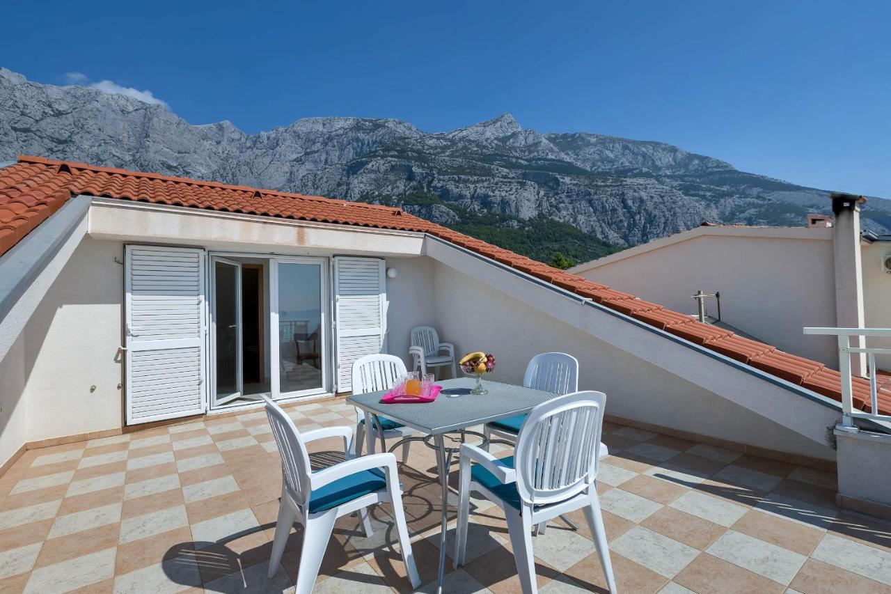 Apartments Vele Makarska Esterno foto