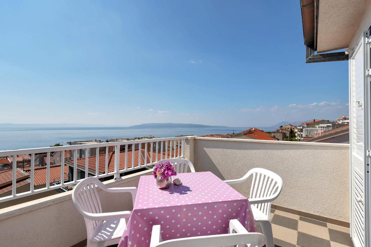 Apartments Vele Makarska Esterno foto